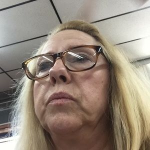 Meet your Posher, Jean